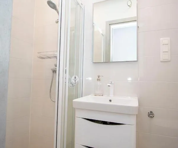 아파트 Idis 오미스